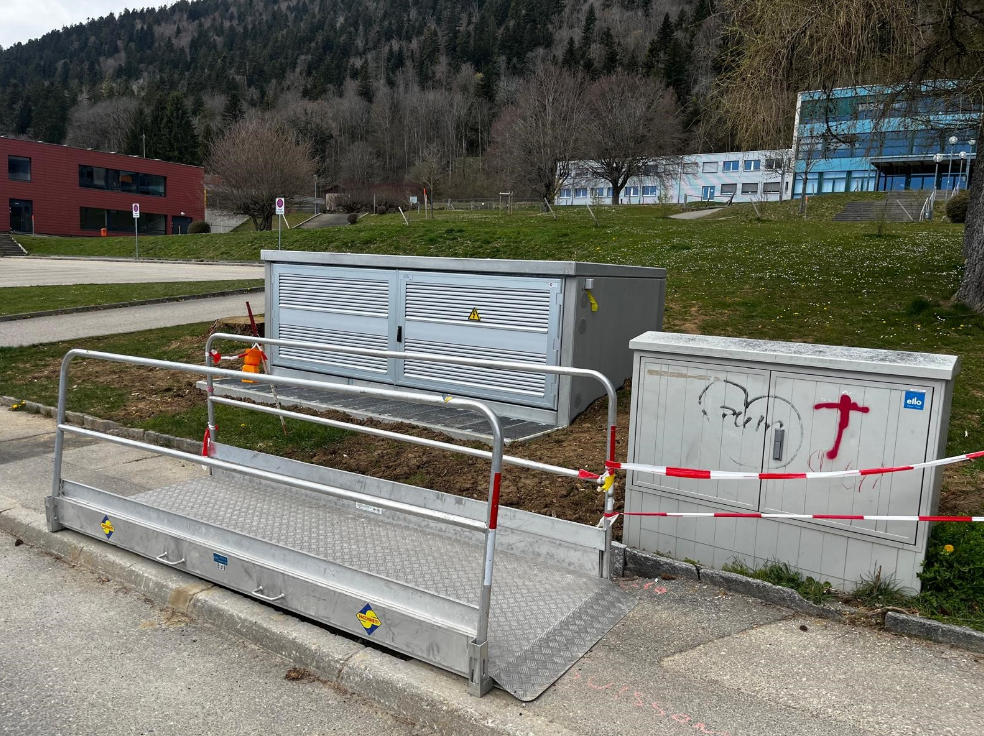 Nouveau transformateur sur le site du collège de la Fontenelle à Cernier